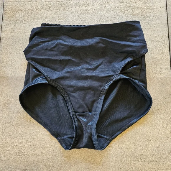 Leonisa Firm Compression Postpartum Panty with Adjustable Belly Wrap sz S - Picture 2 of 16